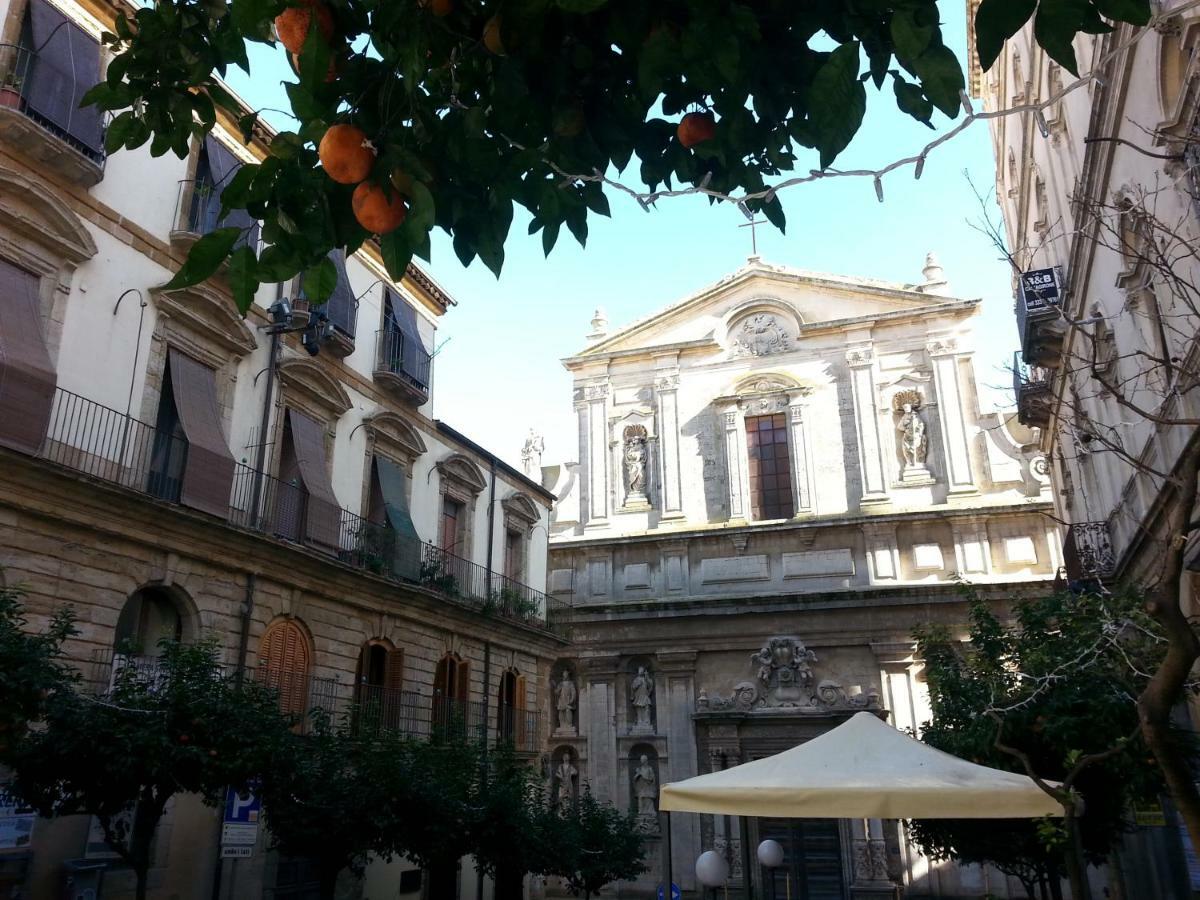 Apartamento Liz House Caltagirone Exterior foto