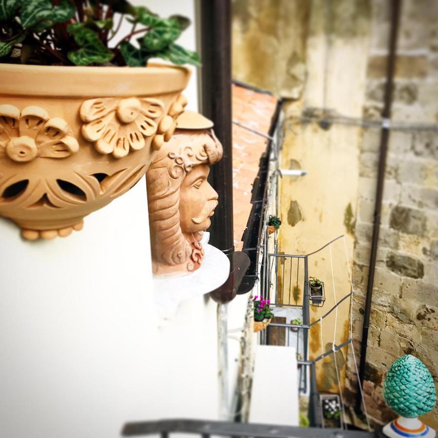 Apartamento Liz House Caltagirone Exterior foto